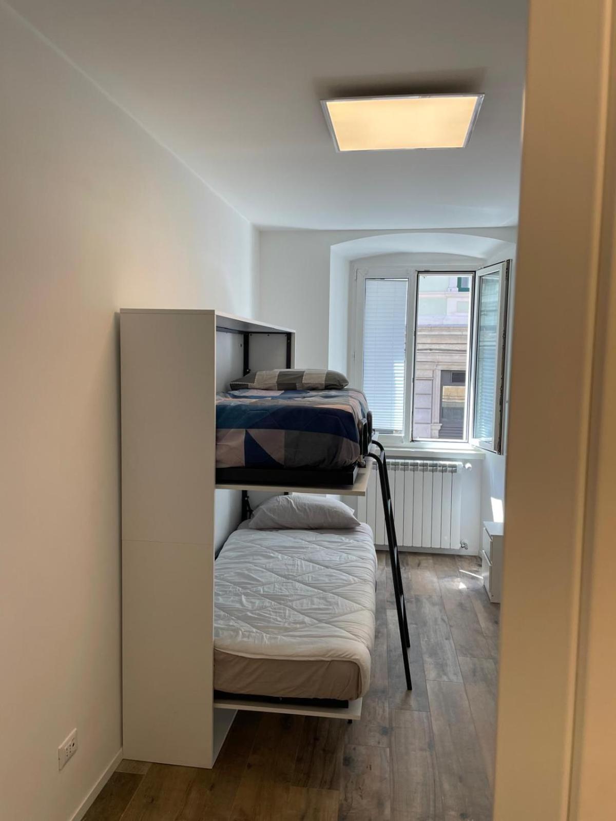 Casa Vacanze Ginevra 1 Trieste Esterno foto
